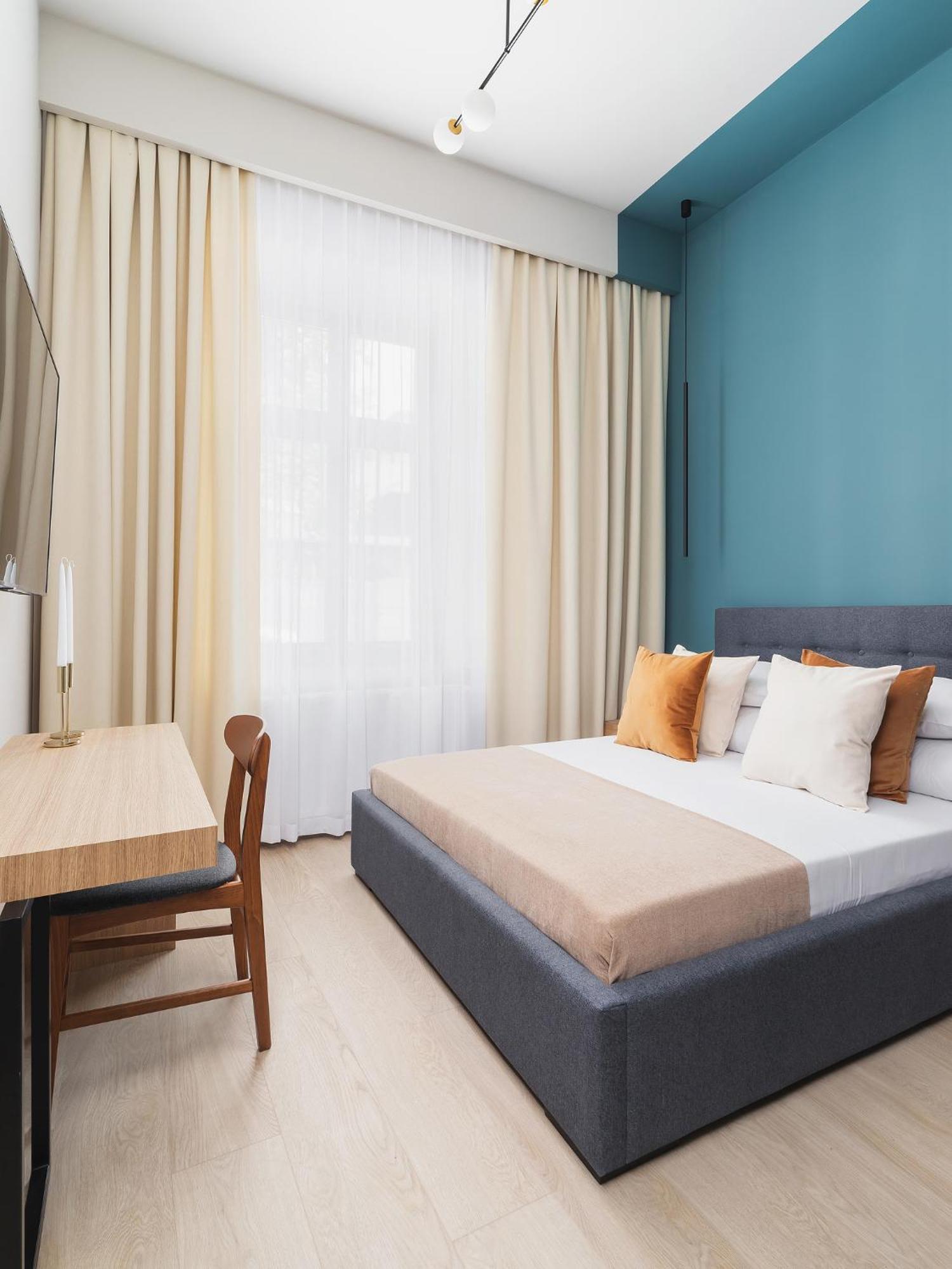 Main Square - With 2 Bedrooms * Kraków